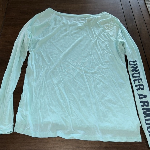UNDER ARMOUR women’s long sleeve top sz small. - Picture 4 of 4